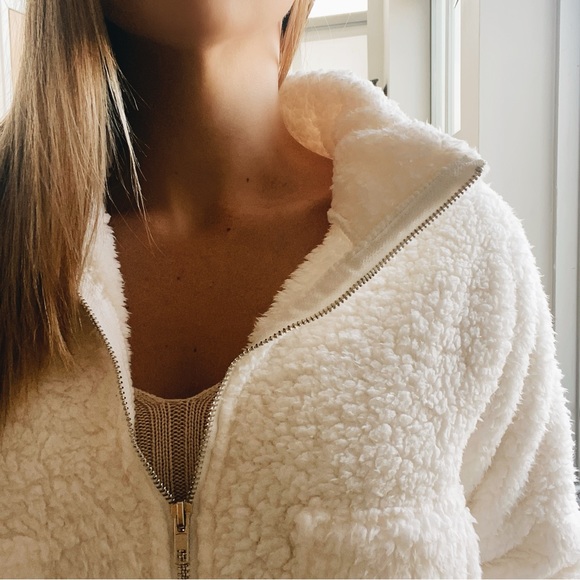 White Teddy Jacket - Picture 4 of 4